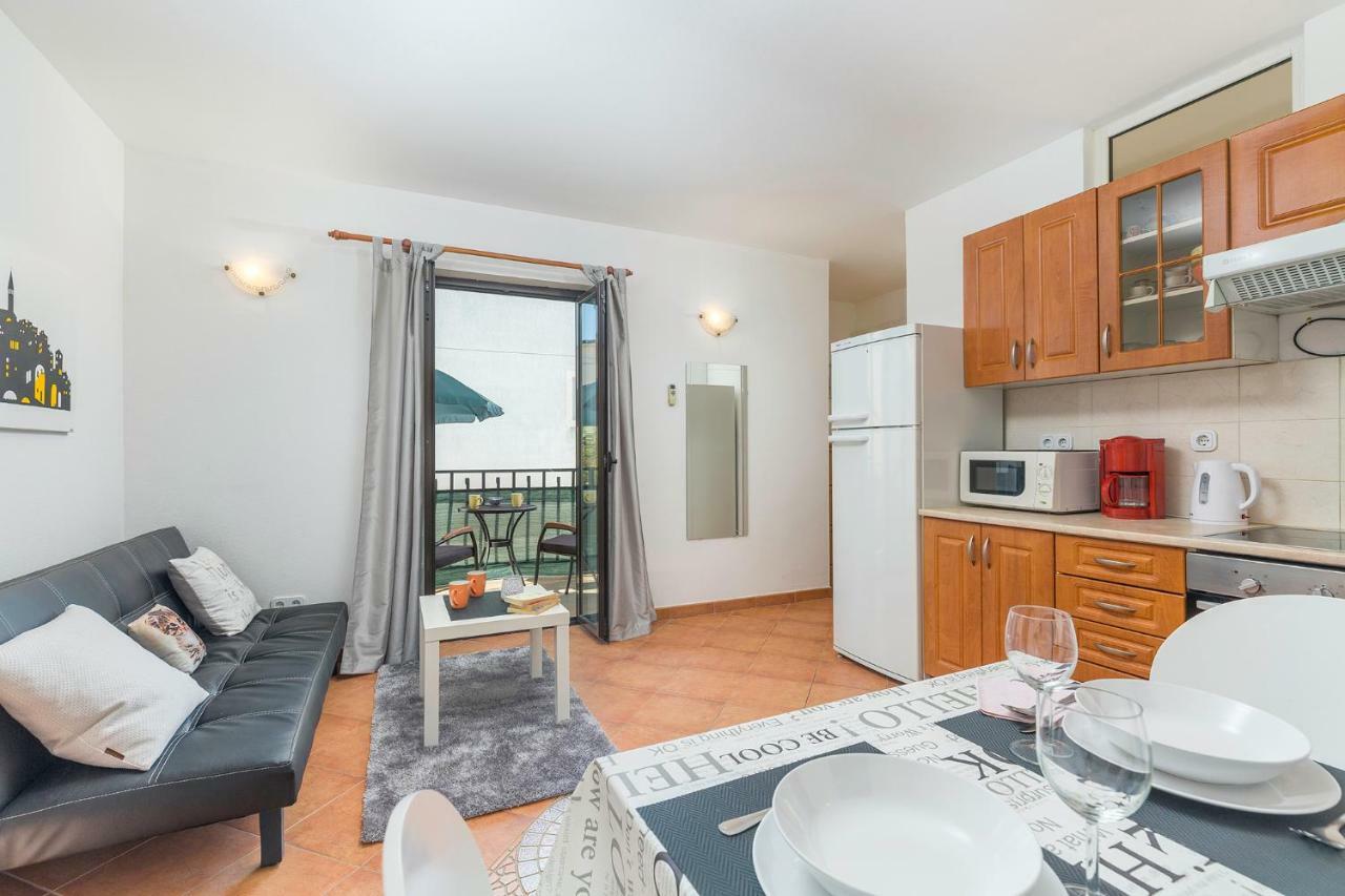 Apartment Sara Rovinj Exteriör bild